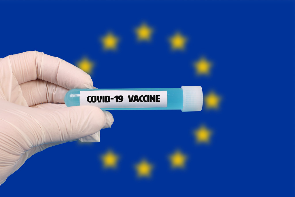 Vaccinazioni contro COVID-19